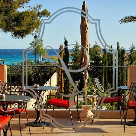 Hotel Liberata & Spa LʼÎle-Rousse Екстериор снимка