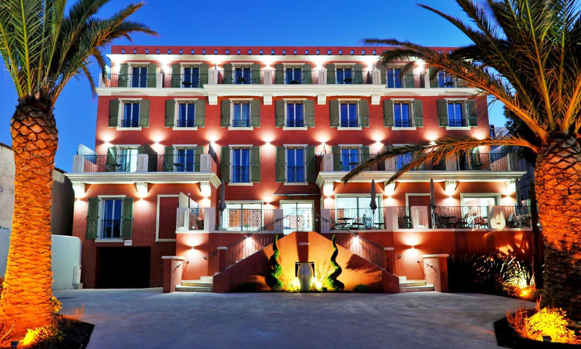 Hotel Liberata & Spa LʼÎle-Rousse Екстериор снимка